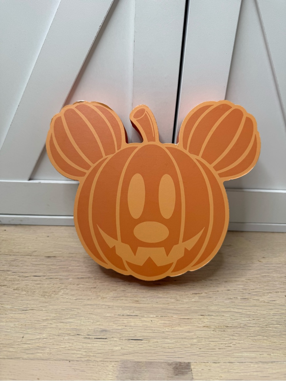 Mickey Mouse Pumpkin Wall Sign